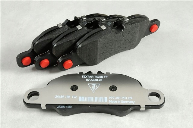 Передние тормозные колодки 98135193904 PORSCHE