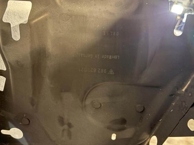 PORSCHE 982821021 в наличии Ирпень