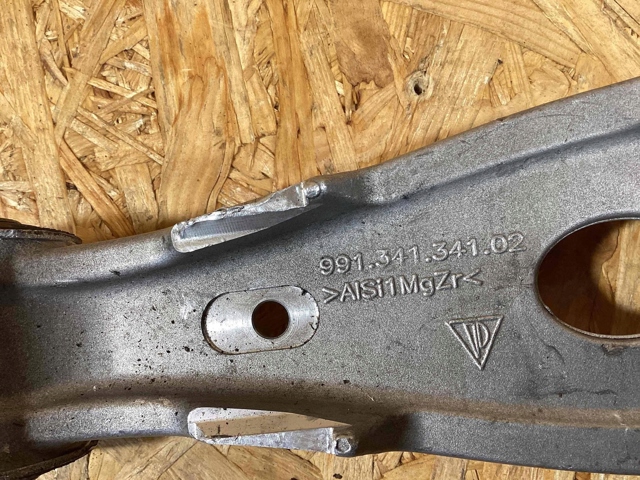 PORSCHE 99134105303 Рычаг передней подвески нижний левый в наличии Ужгород