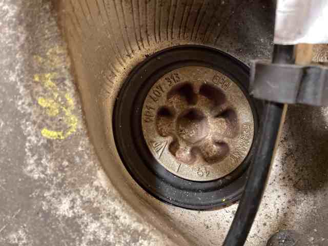 992407258B PORSCHE купить в Черновцы