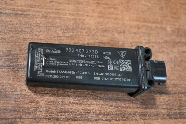 Блок системы контроля давления в шинах 992907273D PORSCHE