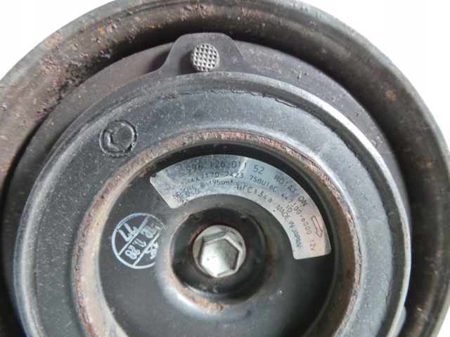 Компрессор кондиционера 99612601152 PORSCHE