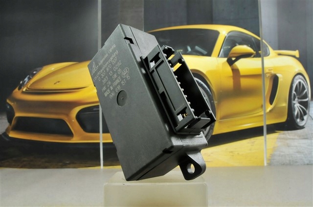 PORSCHE 99661815115 в наличии Чернигов