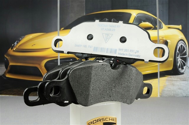 Колодки тормозные дисковые комплект 99735193805 PORSCHE