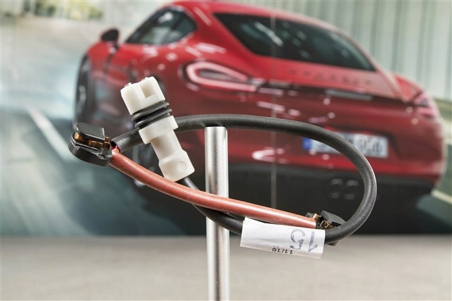PORSCHE 99761275600 Датчик износа тормозных колодок передний левый в наличии Львов