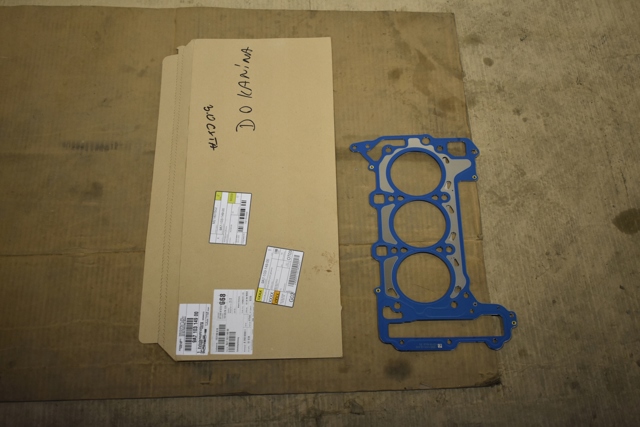 9A710314900 PORSCHE Левая прокладка ГБЦ купить в Чернигов