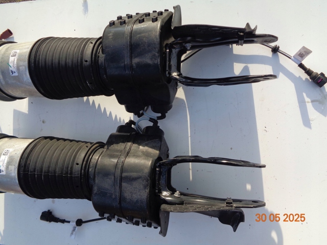 9J0616037A PORSCHE купить в Николаев