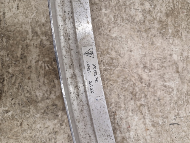 9J0805241 PORSCHE купить в Одесса