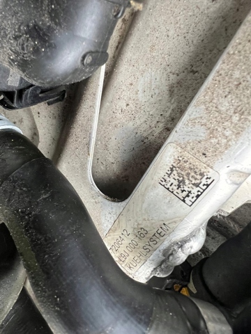 PORSCHE 9J1121406 в наличии Николаев