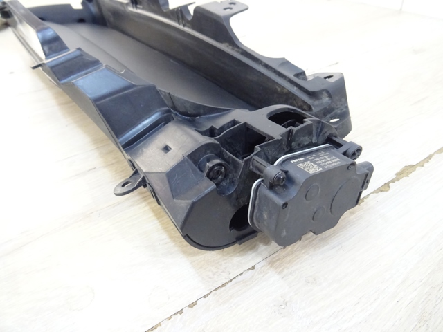 9J1121754D PORSCHE купить в Полтава