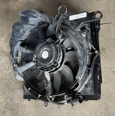 9J1260403 PORSCHE Радиатор кондиционера купить в Николаев