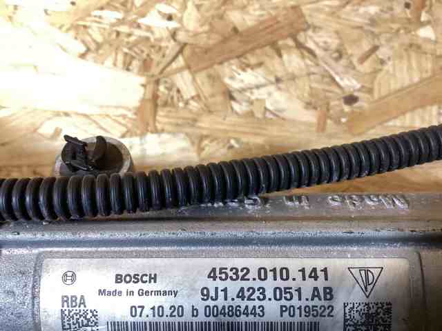 PORSCHE 9J1423051AB в наличии Винница