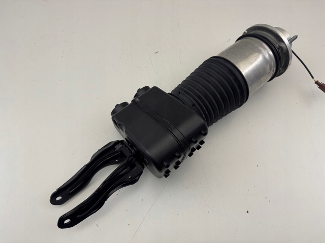 9J1616037D PORSCHE купить в Ирпень