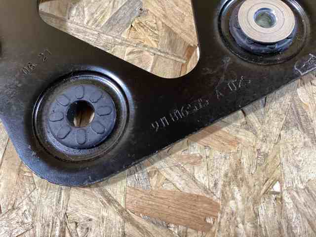 9J1816575A PORSCHE купить в Ужгород