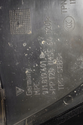 PORSCHE 9J1819401B в наличии Кривой Рог