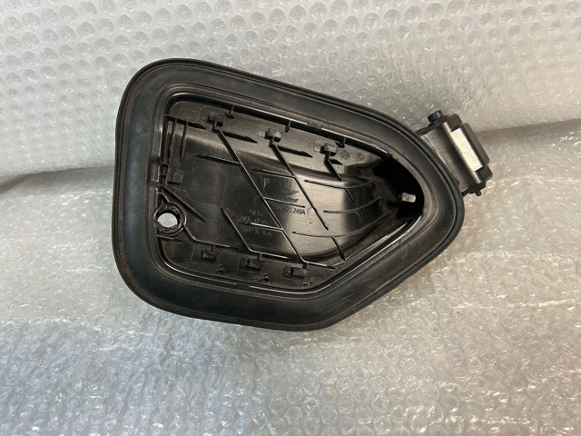 PORSCHE 9J1821248A Корпус заливной горловины топливного бака в наличии Киев