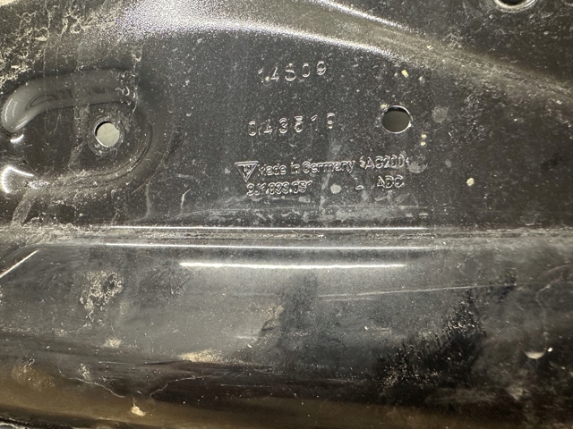 PORSCHE 9J1833051YGRV Дверь задняя левая в наличии Ровно