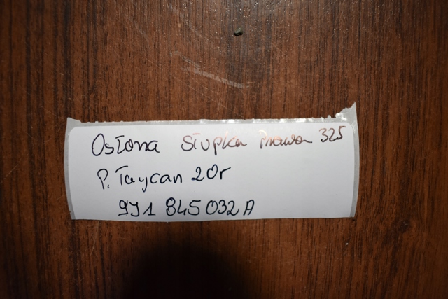 9J1845032A PORSCHE Внешняя накладка стойки кузова купить в Черкассы
