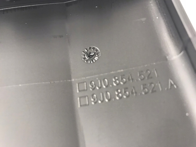 9J1854521G2X PORSCHE Накладка крыла переднего левого купить в Украина