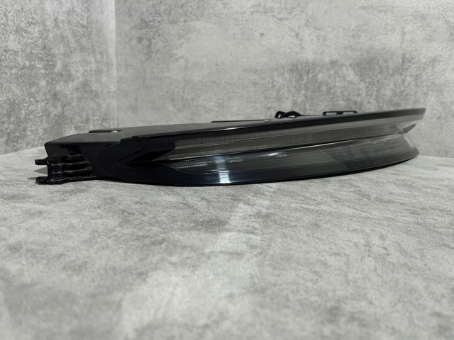PORSCHE 9J1945091G Фонарь задний левый в наличии Житомир