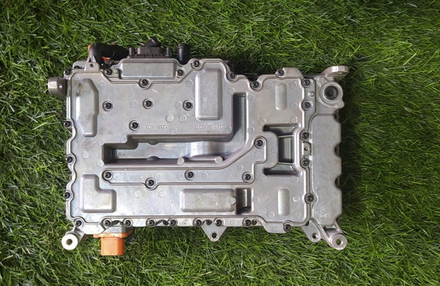 9J1959663AH PORSCHE купить в Ирпень