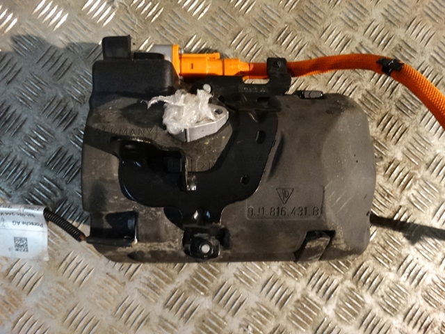 9J1971008A PORSCHE купить в Ирпень