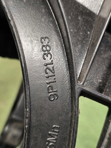 9P1121383 PORSCHE купить в Украина
