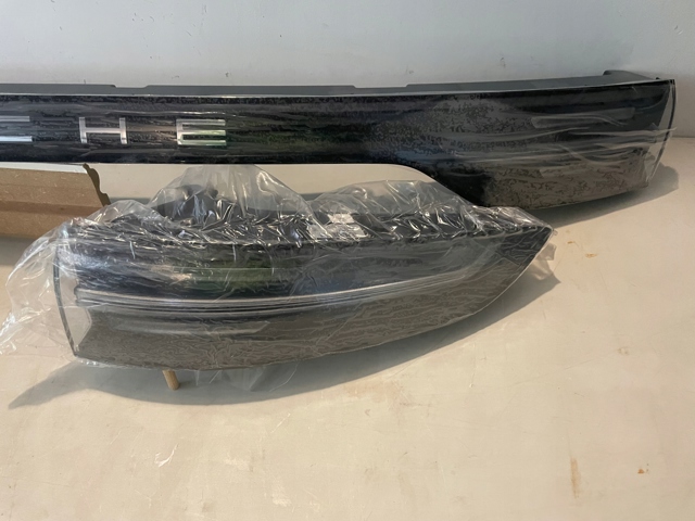 9Y004490000 PORSCHE купить в Черкассы