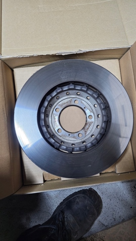 PORSCHE 9Y0615302AB Передние тормозные диски в наличии Кривой Рог