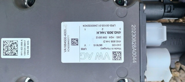 9Y0616037P PORSCHE купить в Львов