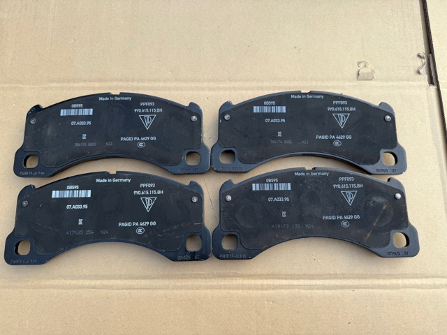 Тормозные колодки 9Y0698151BH PORSCHE