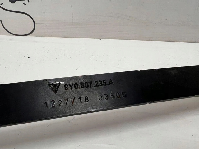 PORSCHE 9Y0807235A в наличии Черновцы