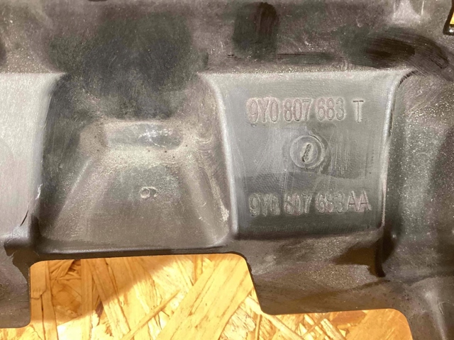 9Y0807683AAOK1 PORSCHE купить в Черновцы