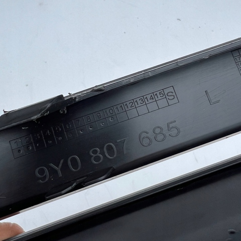 9Y0807685 PORSCHE купить в Сумы