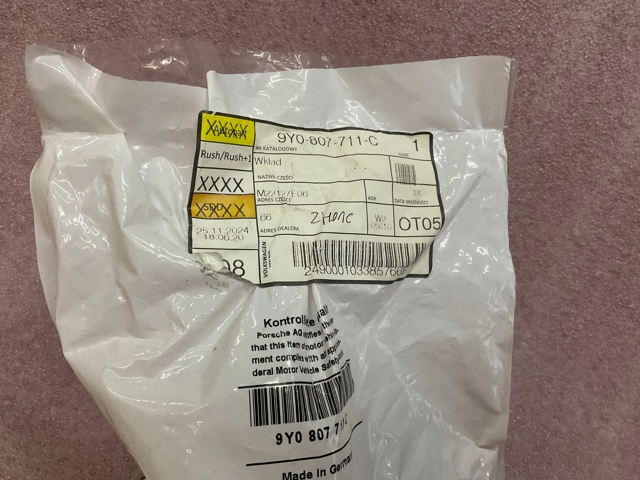 PORSCHE 9Y0807711C в наличии Ровно