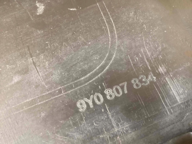 PORSCHE 9Y0807834ALOK1 в наличии Житомир