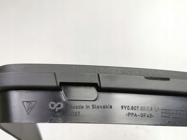 PORSCHE 9Y0807837A в наличии Ирпень