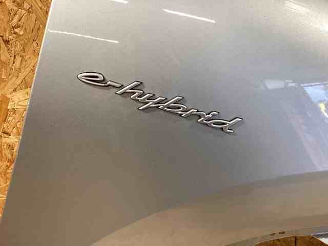 9Y0821106DYGRV PORSCHE Крыло переднее правое купить в Черновцы