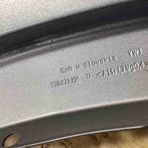 9Y0821106DYGRV PORSCHE Крыло переднее правое купить в Кривой Рог
