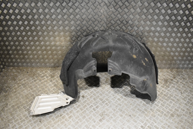 9Y0825095 PORSCHE купить в Черновцы