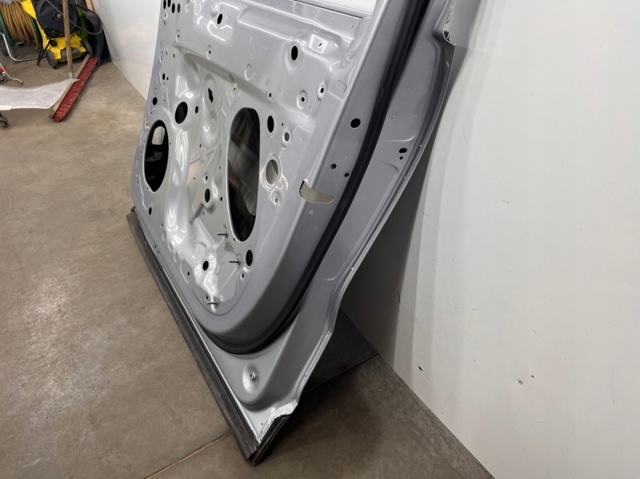 9Y0831312C PORSCHE купить в Полтава