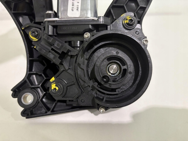PORSCHE 9Y0837004 в наличии Чернигов