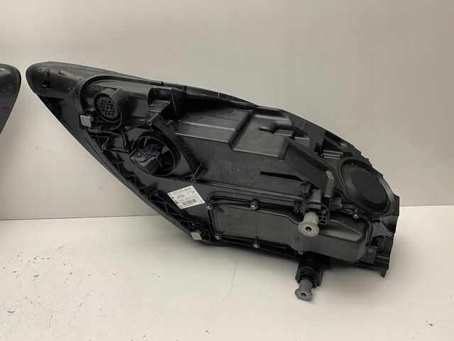 PORSCHE 9Y0941033AK в наличии Харьков