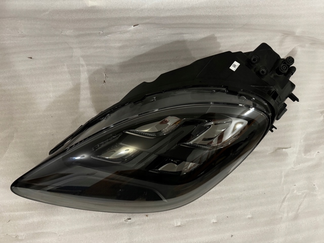 Фара левая передняя 9Y0941035J PORSCHE