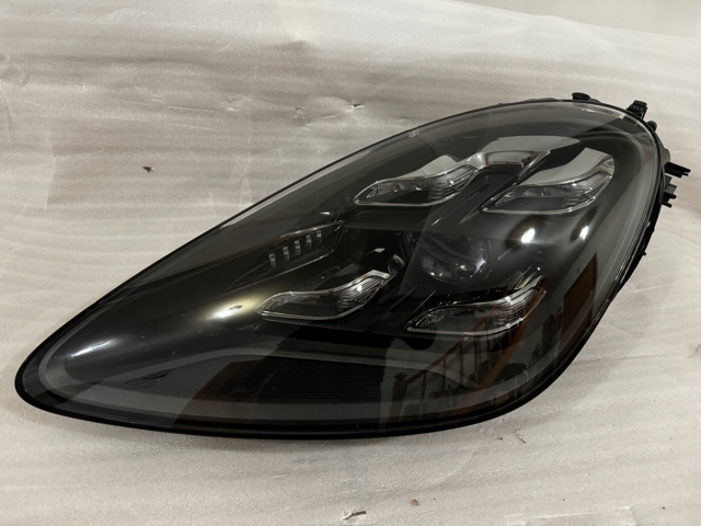 9Y0941035J PORSCHE Фара левая купить в Винница