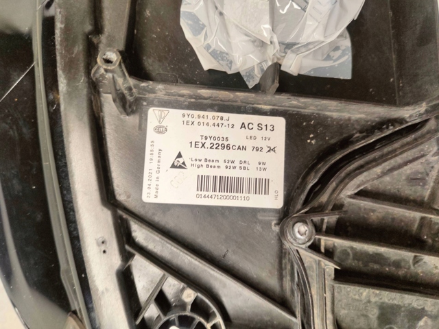 9Y0941078J Правая фара купить Ужгород