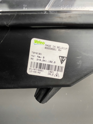 9Y0941182B PORSCHE Фара дневного света правая купить в Харьков