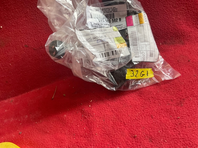 9Y0980562B PORSCHE купить в Ровно