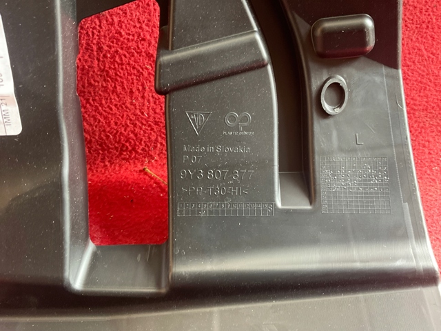 9Y3807377 PORSCHE купить в Львов