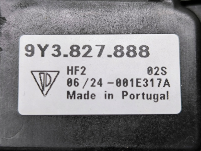 9Y3827888 PORSCHE купить в Ужгород